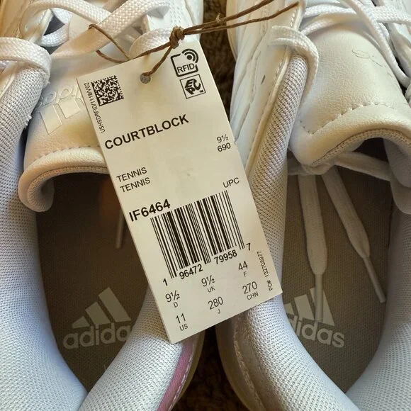 NIB adidas Women's Courtblock Sneaker - Picture 12 of 15